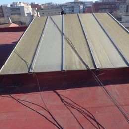 Vertickalarts claraboya sobre techo